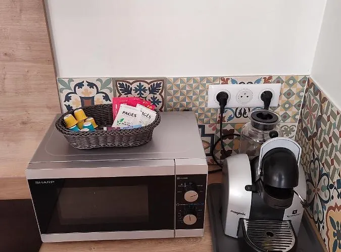 Lägenhet Confortable Au Centre De